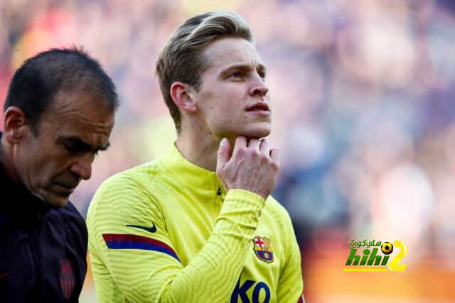 فان خال : برشلونة بإمكانه تحسين دفاعه إذا فعل ذلك