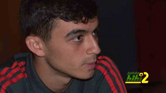 ريال بيتيس يرصد بيدري