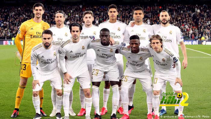 فيديو: لحظة وصول بعثة ريال مدريد لغرناطة