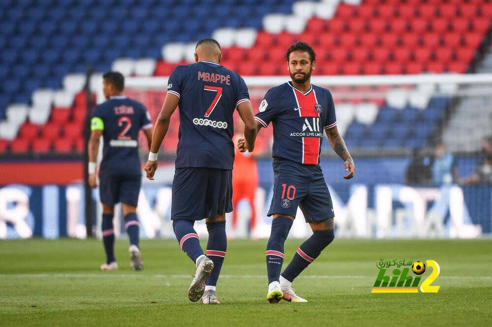 فيديو: نجوم باريس يعلقون داخل مصعد غرفة الإقامة في ألمانيا
