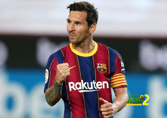 صور: برشلونة يحتفل برقم ليونيل ميسي القياسي الجديد