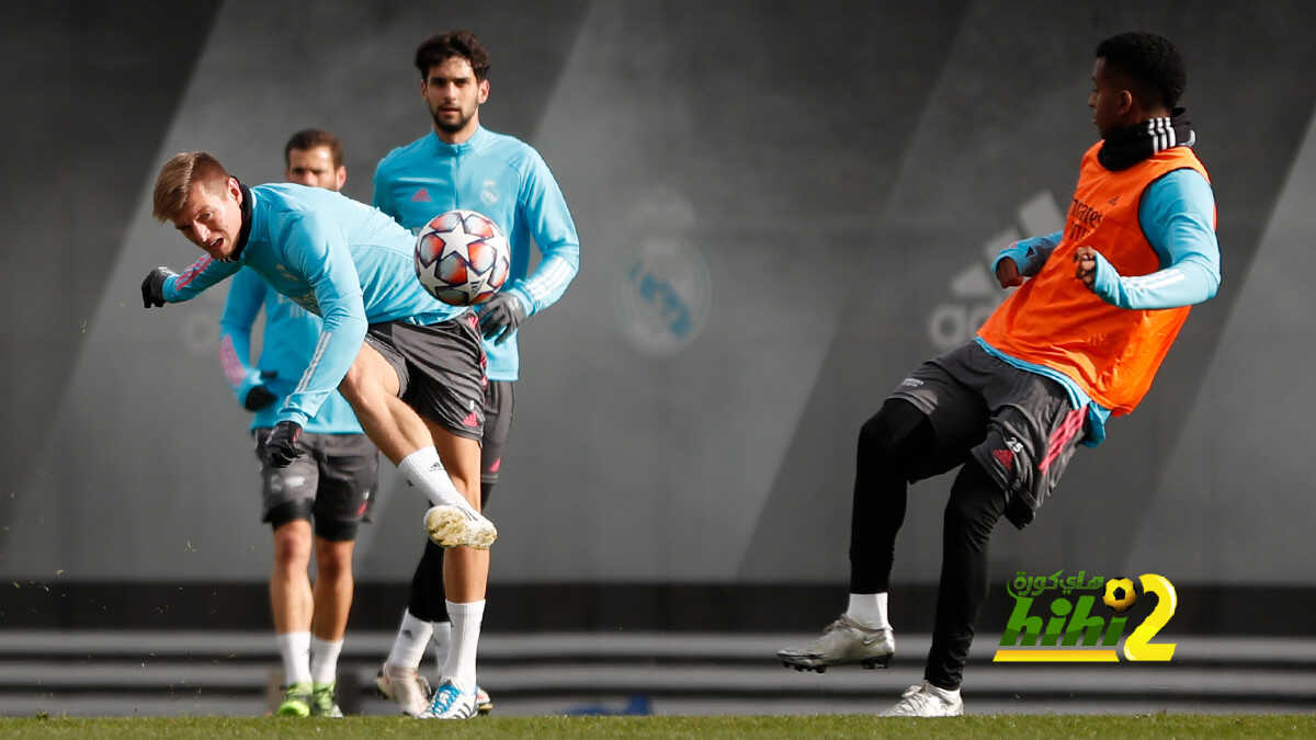 فيديو: كيف حفز ريال مدريد جماهيره قبل مواجهة مونشنغلادباخ؟