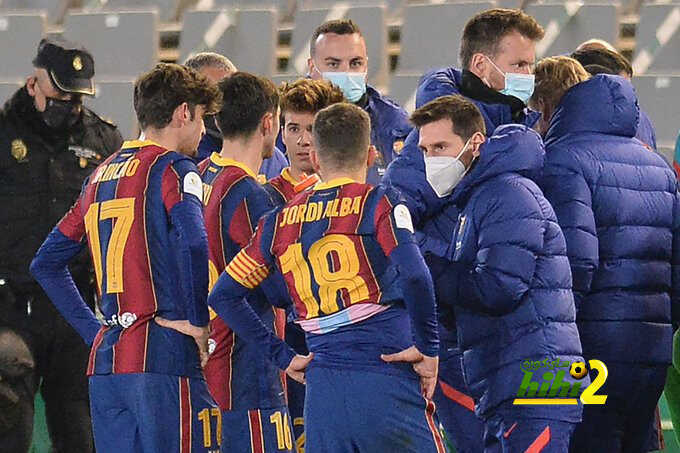 رغم الفوز على سوسيداد.. معاناة برشلونة عرض مستمر!
