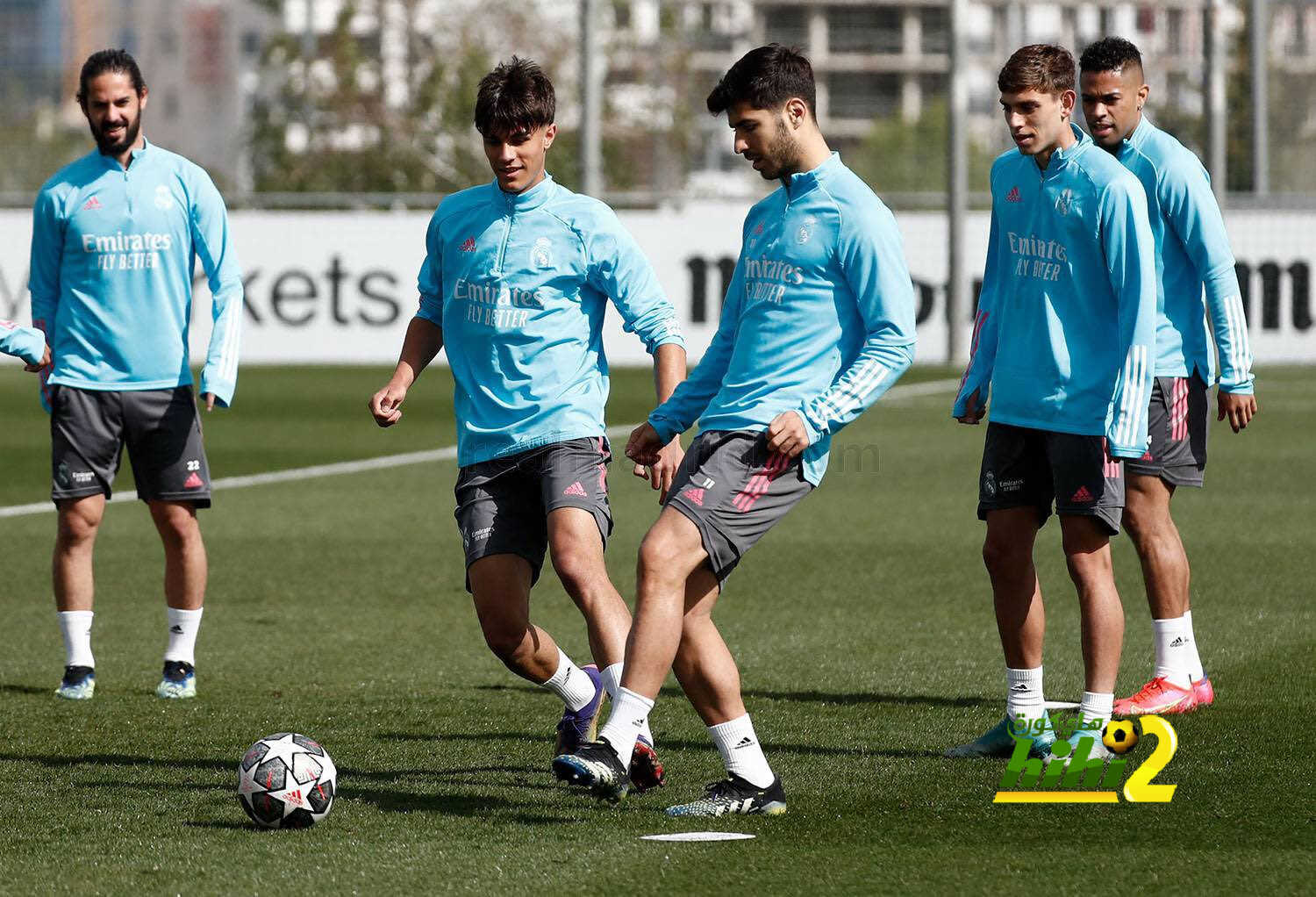 ريال مدريد يبدأ استعداداته لمواجهة ليفربول