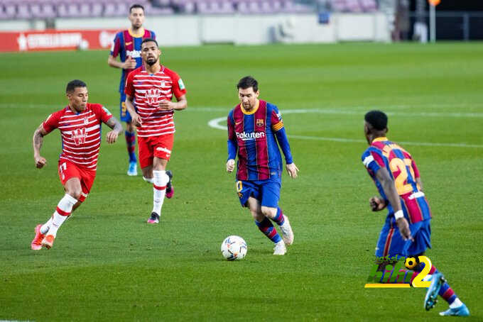 جوردي يلوم لاعبي برشلونة بعد عثرة غرناطة
