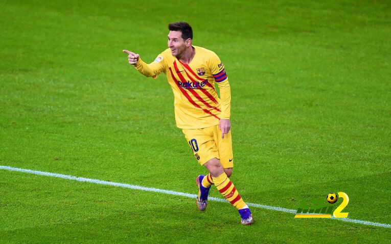 تجديد عقد ميسي في عيون جماهير برشلونة!
