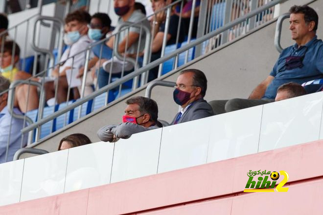 حرب باردة بين لابورتا وكبار نجوم برشلونة