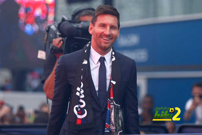 الخليفي يؤكد : ميسي كان لديه عروضا أفضل من باريس ولكنه اختارنا