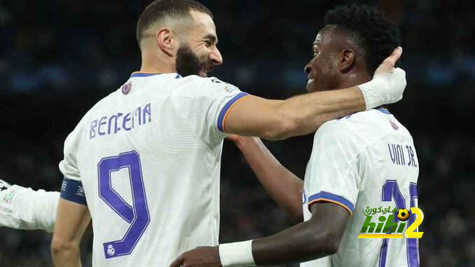 بورغوس يمدح ثنائي ريال مدريد بعد تألقه أمام شاختار