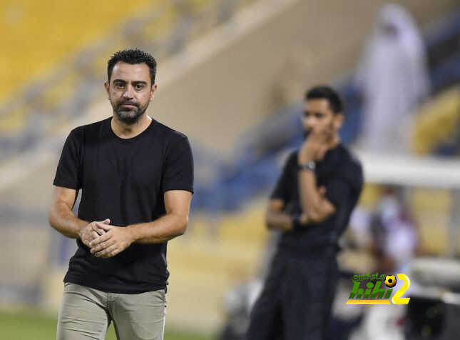 أول تعليق من بارسيلو بعد إعلان برشلونة ضم تشافي