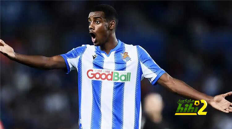 أسباب تجعل برشلونة يفضل التعاقد مع إسحق سوسيداد