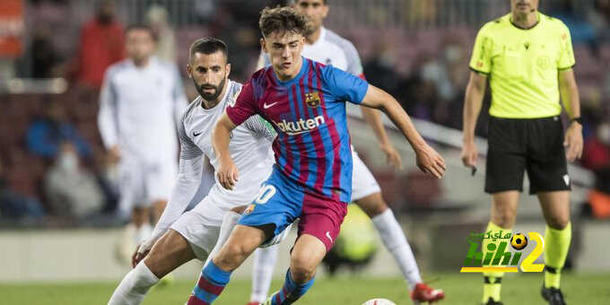 جافي بديل دي يونج في الكلاسيكو
