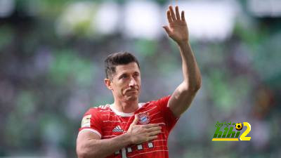مانشستر يونايتد يفكر في خطف ليفاندوفسكي من برشلونة