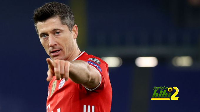برشلونة الأوفر حظًا للتعاقد مع ليفاندوفيسكي