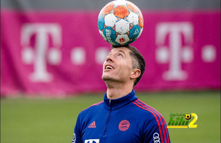 برشلونة يجب ألا يستسلم .. ليفاندوفسكي لاعب من طراز رفيع