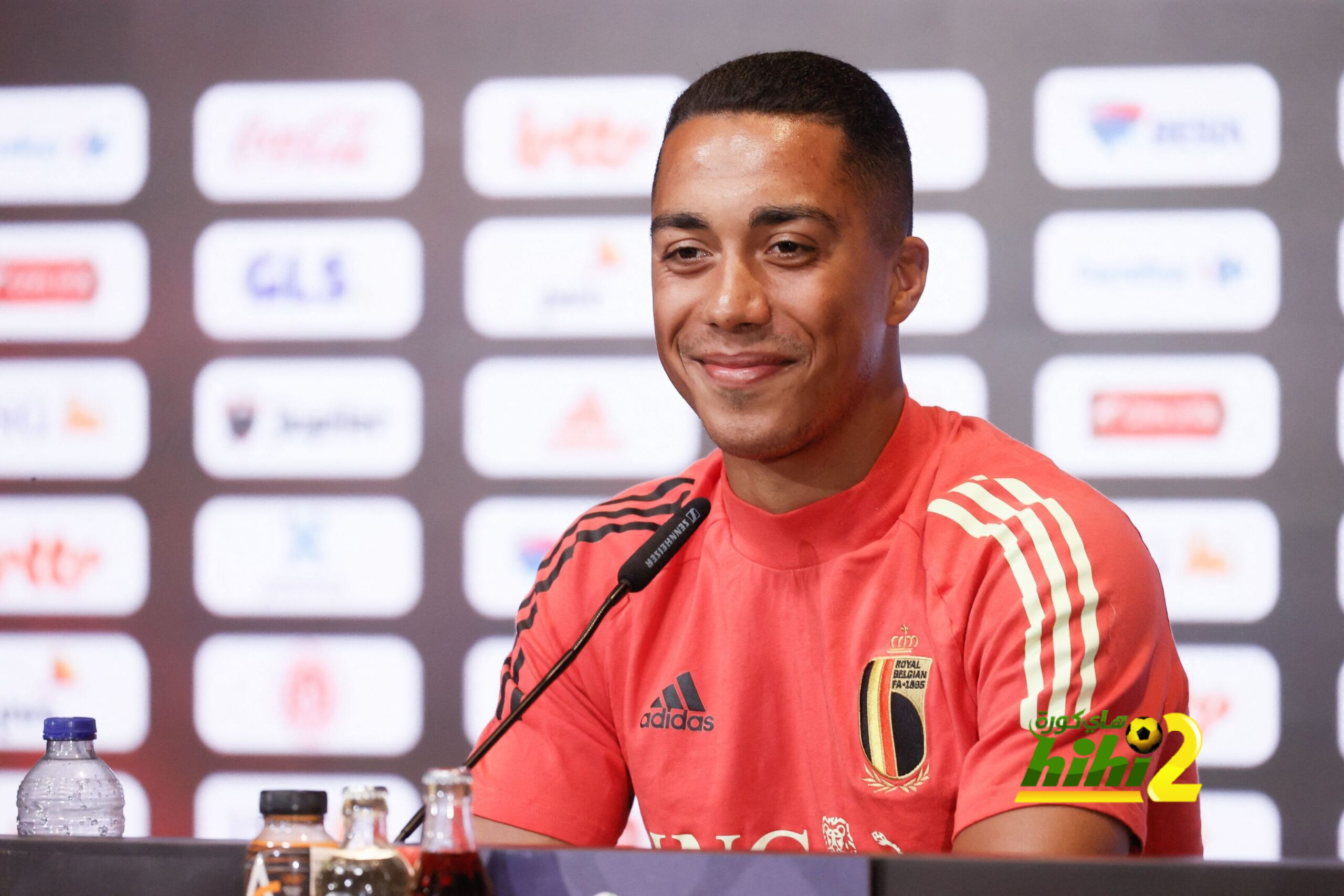 آرسنال لا يزال على اتصال بهدفه الثاني هذا الصيف، يوري تيليمانس!
