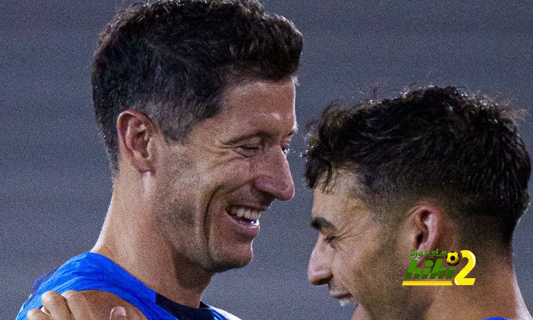 فيديو: ليفاندوفسكي يواصل تأهيل نفسه قبل الكلاسيكو الودي