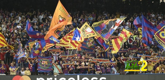فيديو: سلوك جماهير برشلونة غير المقبول تجاه مشجع بافاري