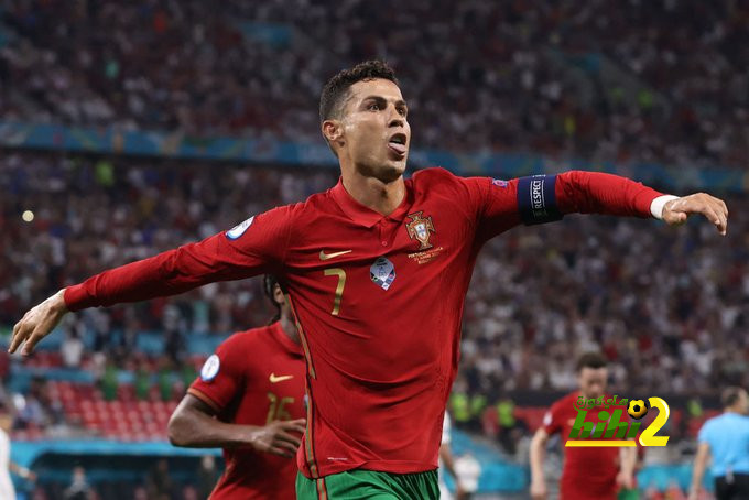 رونالدو يراهن على دورة قطر لدخول تاريخ المونديال