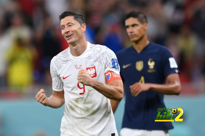 ليفاندوفسكي يرد على سؤال اعتزال اللعب الدولي مع بولندا