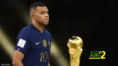 مبابي.. طعنة القريب بألف من غريب!
