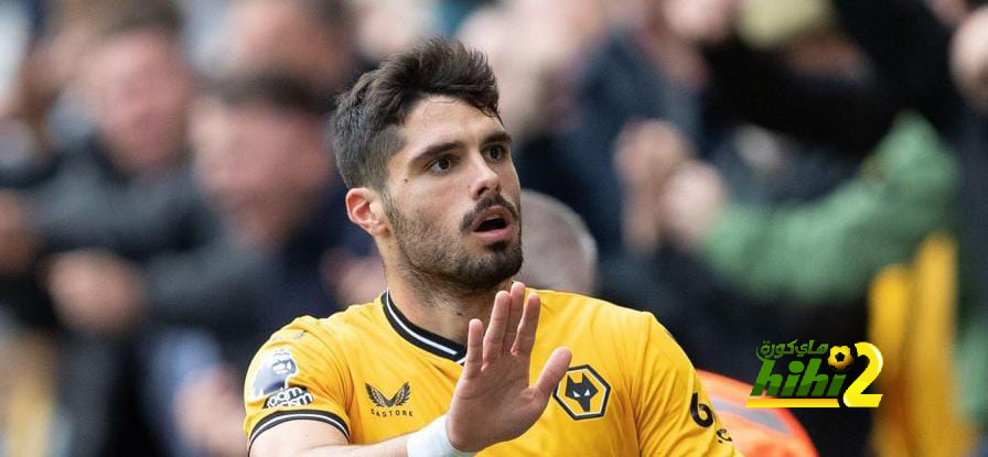 لاعب ولفرهامبتون أفضل صانع ألعاب في أوروبا