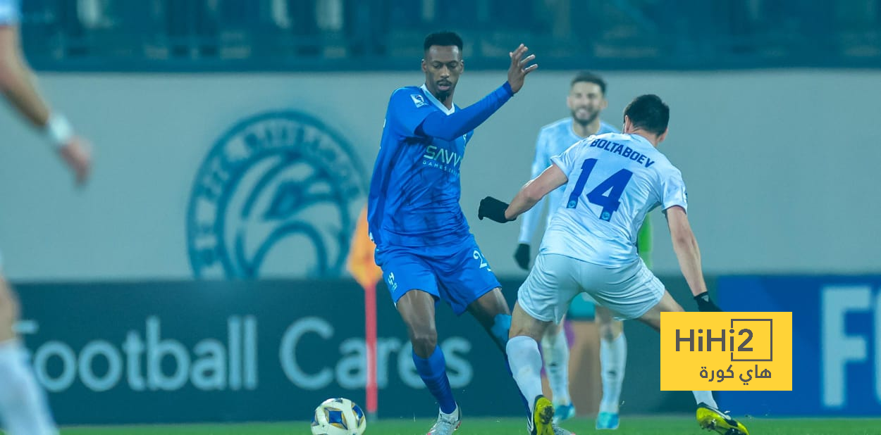 الهلال يسجل الهدف الأول في مرمى نافباخور