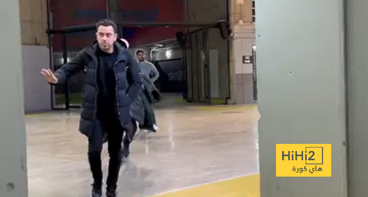 فريق برشلونة يصل ملعب مونتجويك قبل لقاء بورتو في دوري أبطال أوروبا