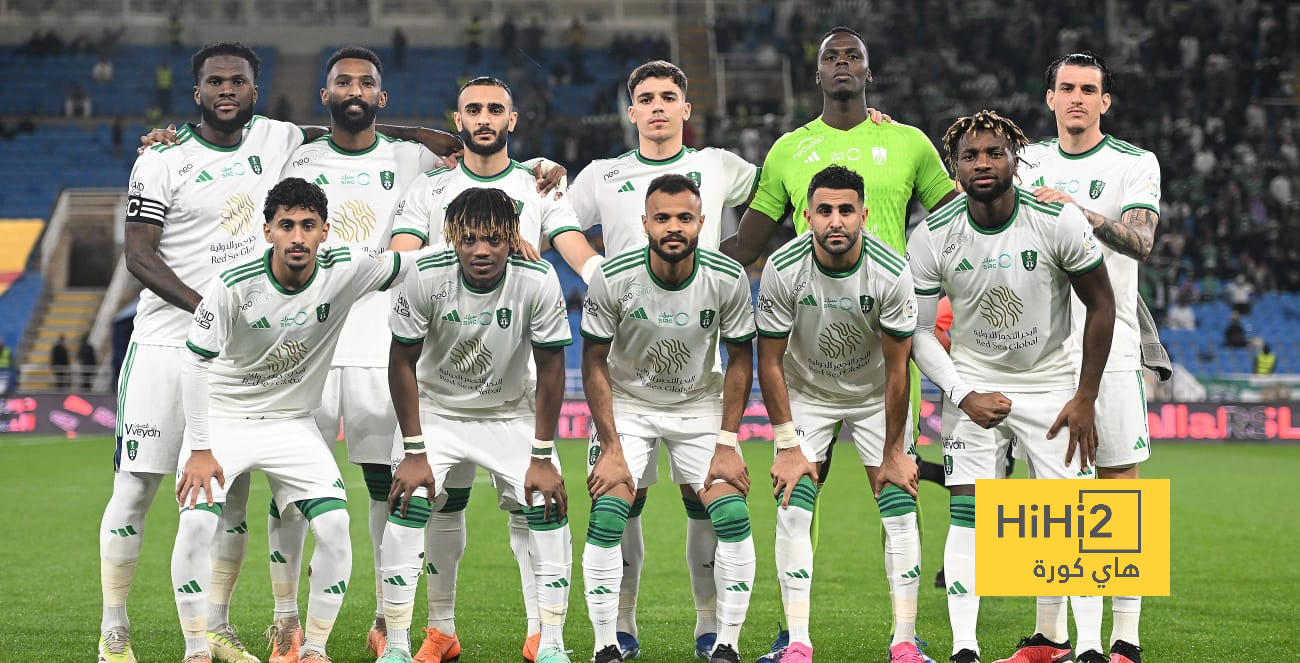أفضل لاعبي الأهلي في الشوط الأول أمام الحزم