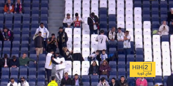 الجماهير تنتشر في ملعب السانتياجو برنابيو قبل الديربي