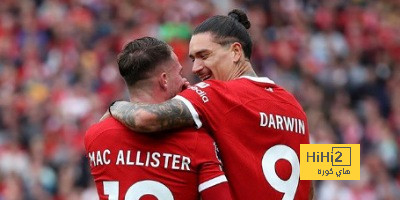خط وسط ليفربول أمام شيفيلد يونايتد في الدوري الإنجليزي
