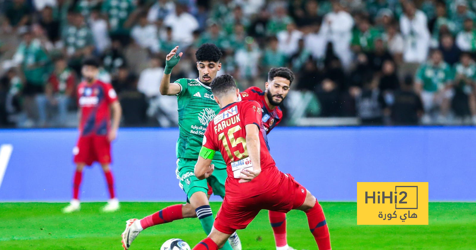 الأهلي يتقدم أمام ضمك برباعية في الشوط الأول