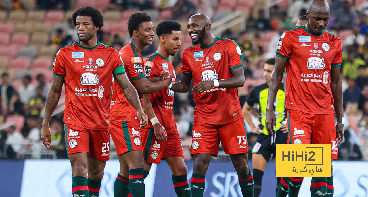 الاتفاق يمطر شباك الاتحاد برباعية في الشوط الأول