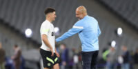 غوارديولا يلمح لبقاء ألفاريز مع مانشستر سيتي