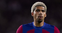 رقم سلبي يفرض نفسه على عودة اراوخو لتشكيلة برشلونة