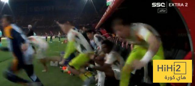 صور.. رد فعل دكة الريال على هدف تشواميني 8 صور.. رد فعل دكة الريال على هدف تشواميني 7