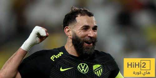 نجم الاتحاد يشيد ببنزيما بعد الفوز في كلاسيكو النصر