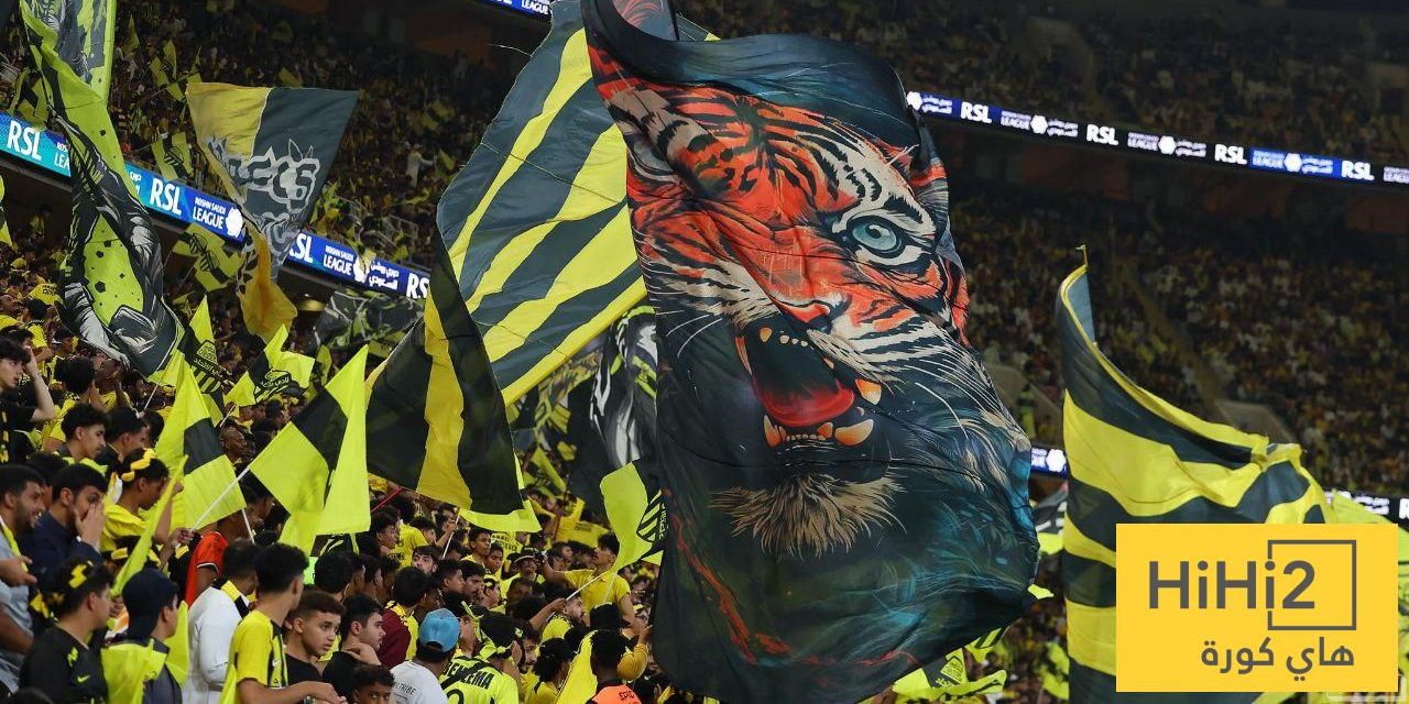 جماهير الاتحاد تتأهب للاحتفال بلقب دوري روشن 2025