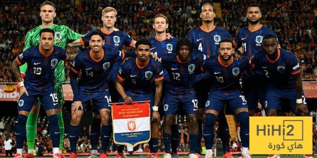 الرسم التكتيكي لتشكيلة هولندا ضد مالطا