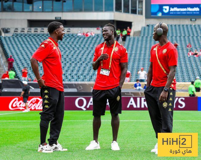 صور.. لاعبو الوداد يتفقدون أرضية الملعب قبل لقاء يوفنتوس 12 صور.. لاعبو الوداد يتفقدون أرضية الملعب قبل لقاء يوفنتوس 11