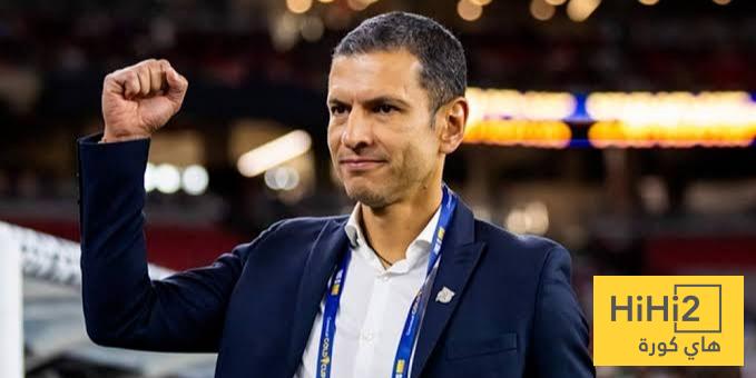 مدرب باتشوكا يعترف بقوة الهلال