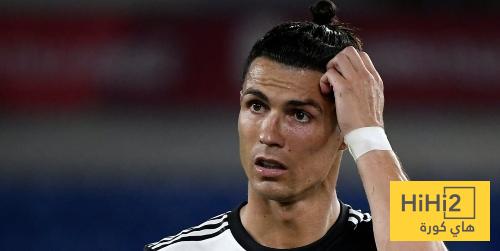صورة .. رونالدو بقميص يوفنتوس في مدرجات ملعب هارد روك