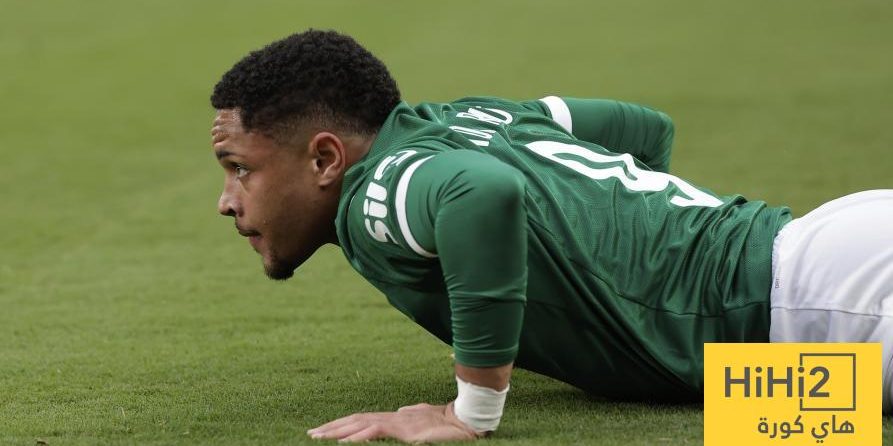 خروج بالميراس من المونديال يهدر 2 مليون يورو على برشلونة..!