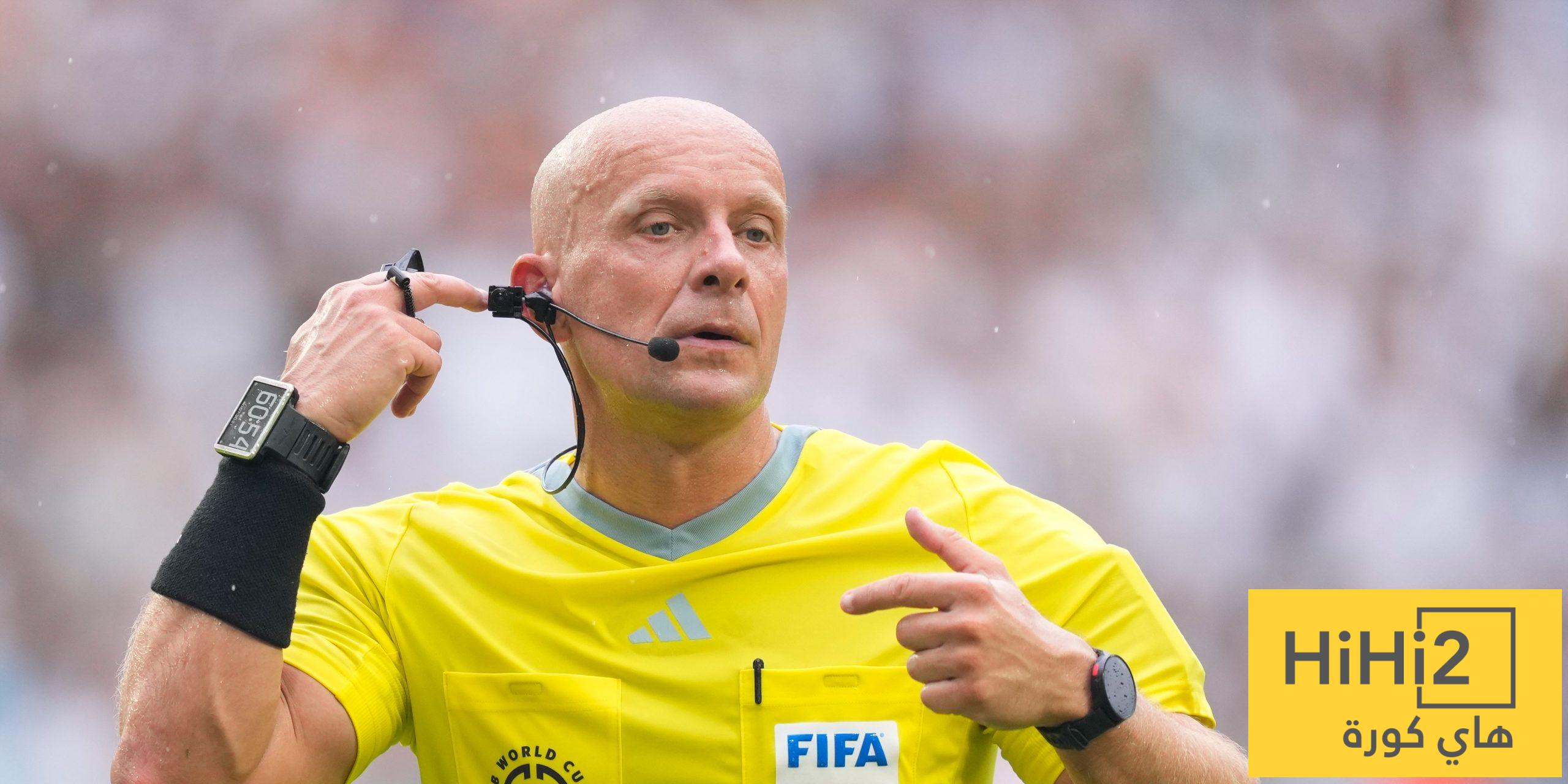 صوره تفضح حكم مباراة ريال مدريد وباريس سان جيرمان … هل هي تهمة بالفساد …؟!