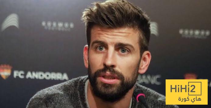 أول صفقات بيكيه من برشلونة