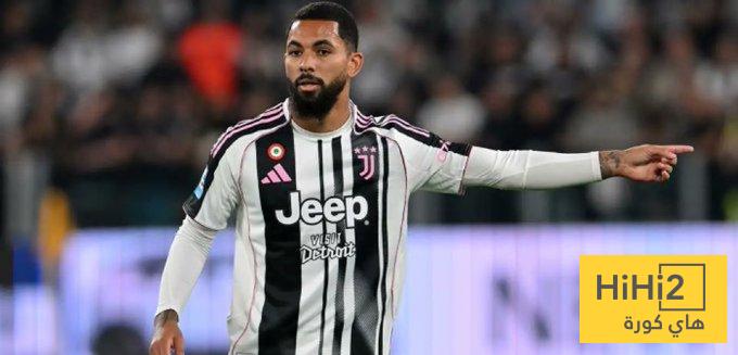 دوغلاس لويز يُفضّل العودة إلى البريميرليغ وسط توتر مع يوفنتوس