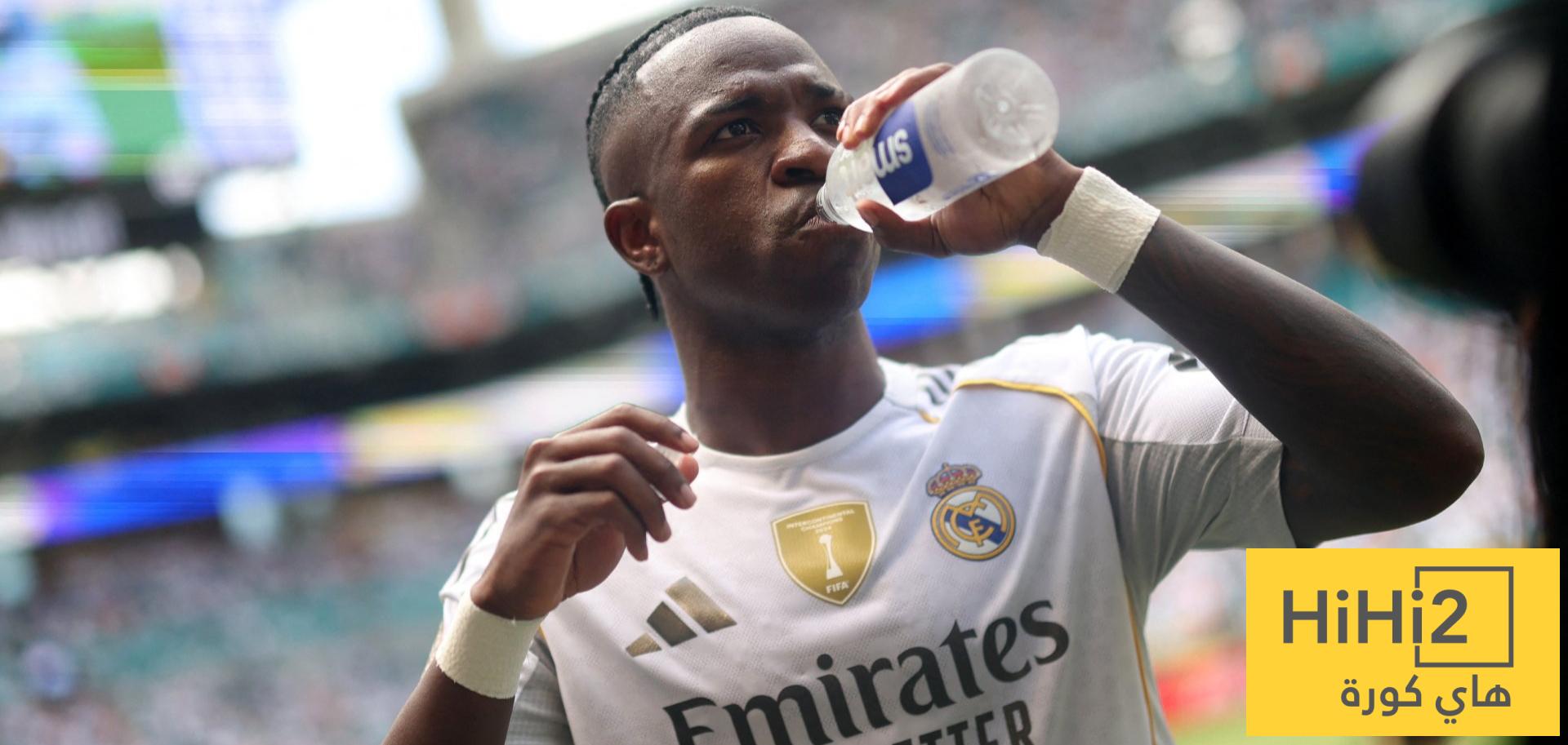 لماذا أوقف فينيسيوس مفاوضات تجديد عقده مع ريال مدريد؟