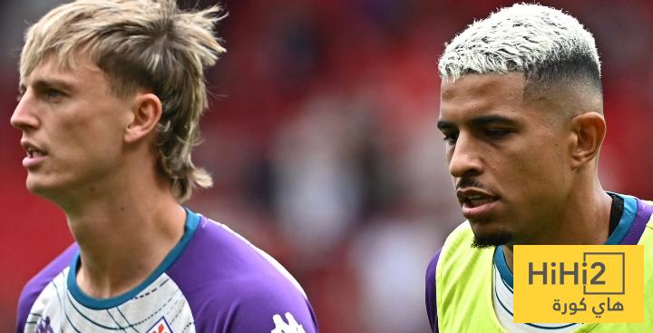 نيوز برو : تقييم فريق فيورنتينا في الشوط الأول أمام مانشستر يونايتد