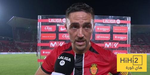 لاعب مايوركا يحتج على هدف توريس ويطالب بتفسير