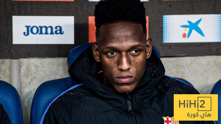 ياري مينا يكشف الشخص الذي تسبب في رحيله عن برشلونة